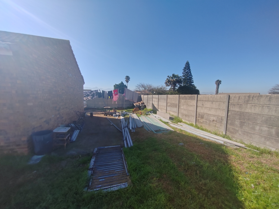 3 Bedroom Property for Sale in Hillview Western Cape